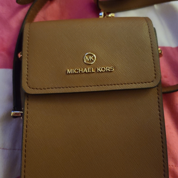 Michael Kors Crossbody - Picture 7 of 13